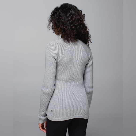 Lululemon "The Sweater The Better " Gray Knit Crew Neck Long Sleeve Sweater s/m - Picture 3 of 10